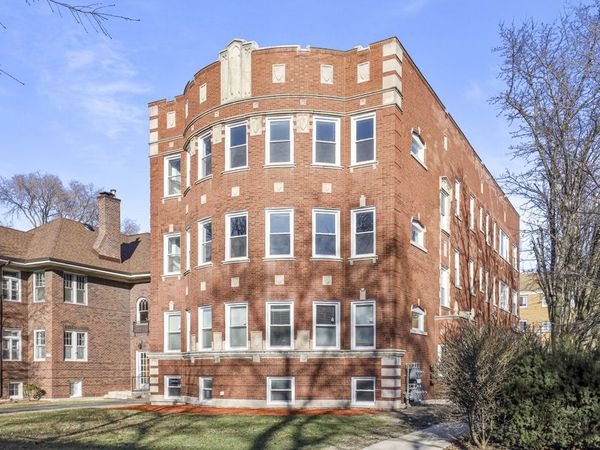 1111 Bonnie Brae Place, Unit 3E, River Forest, IL 60305