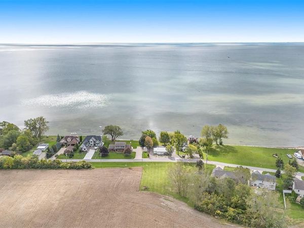 4511 Burke Road, Frenchtown Twp, MI 48166