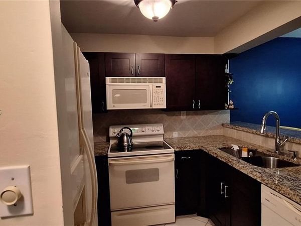 5835 Washington St, Unit 49, Hollywood, FL 33023