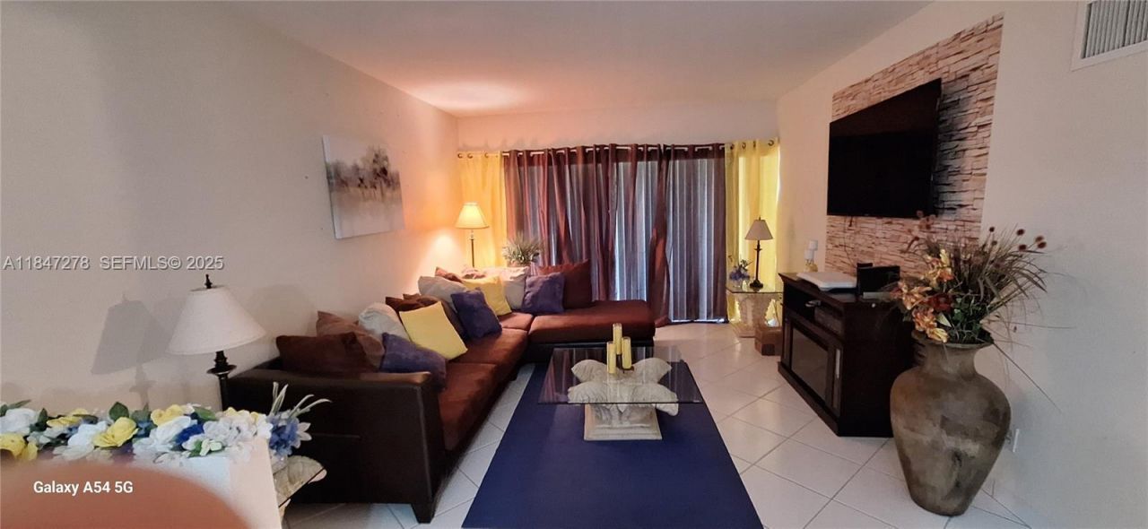 5835 Washington St, Unit 49, Hollywood, FL 33023 Photo