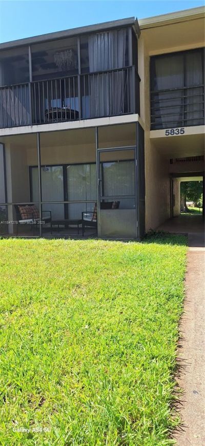 5835 Washington St, Unit 49, Hollywood, FL 33023 Photo