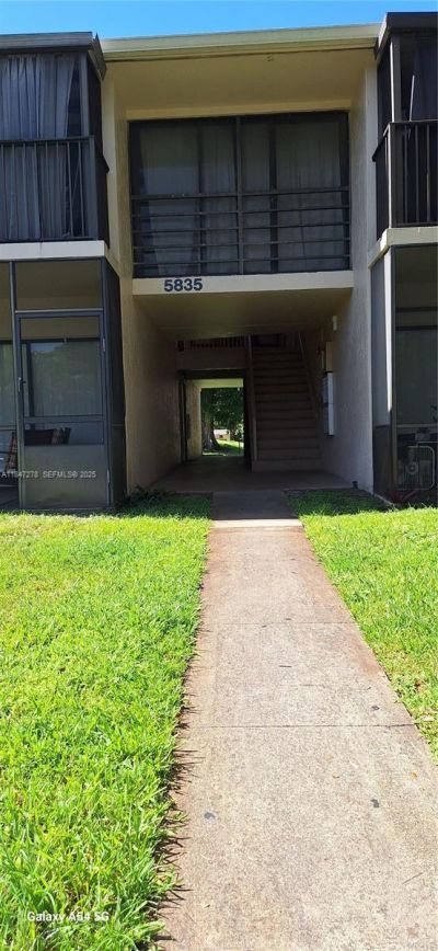 5835 Washington St, Unit 49, Hollywood, FL 33023 Photo