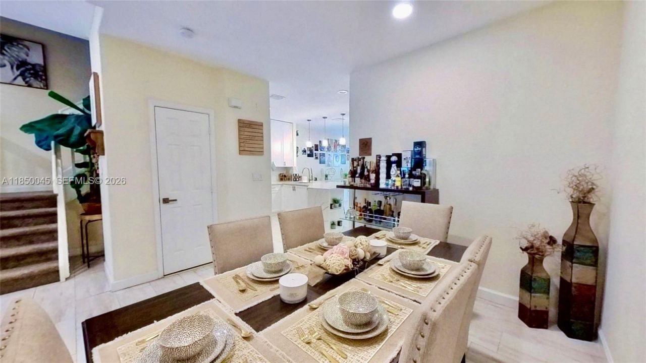 1420 SE 26th Ave, Homestead, FL 33035 Photo