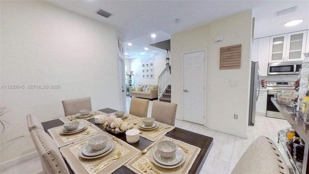 1420 SE 26th Ave, Homestead, FL 33035 Photo