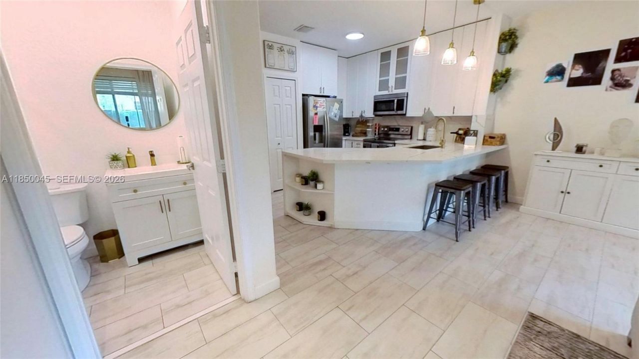 1420 SE 26th Ave, Homestead, FL 33035 Photo