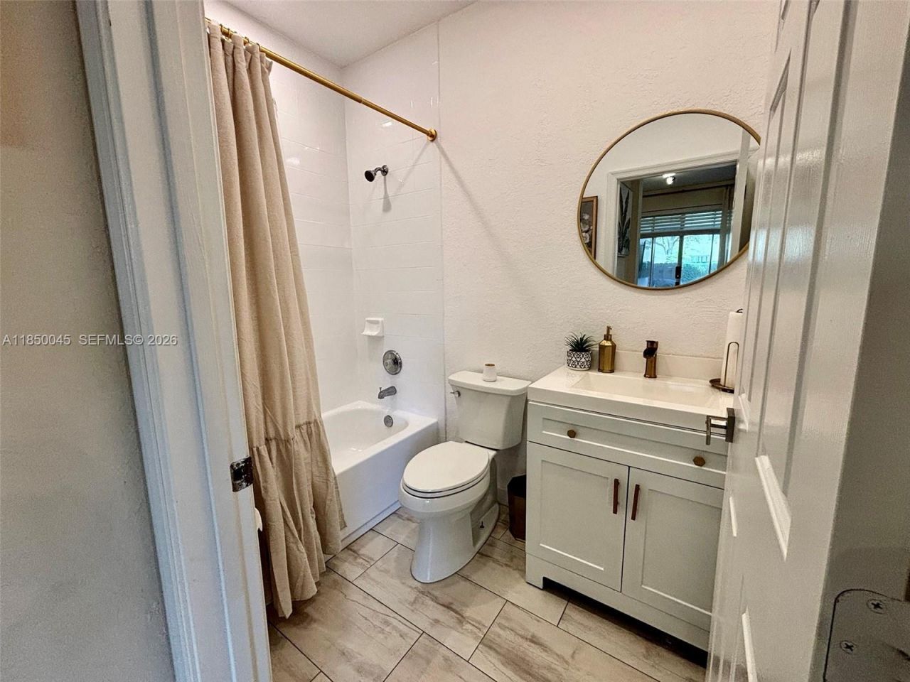 1420 SE 26th Ave, Homestead, FL 33035 Photo