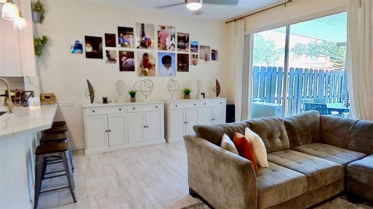 1420 SE 26th Ave, Homestead, FL 33035 Photo