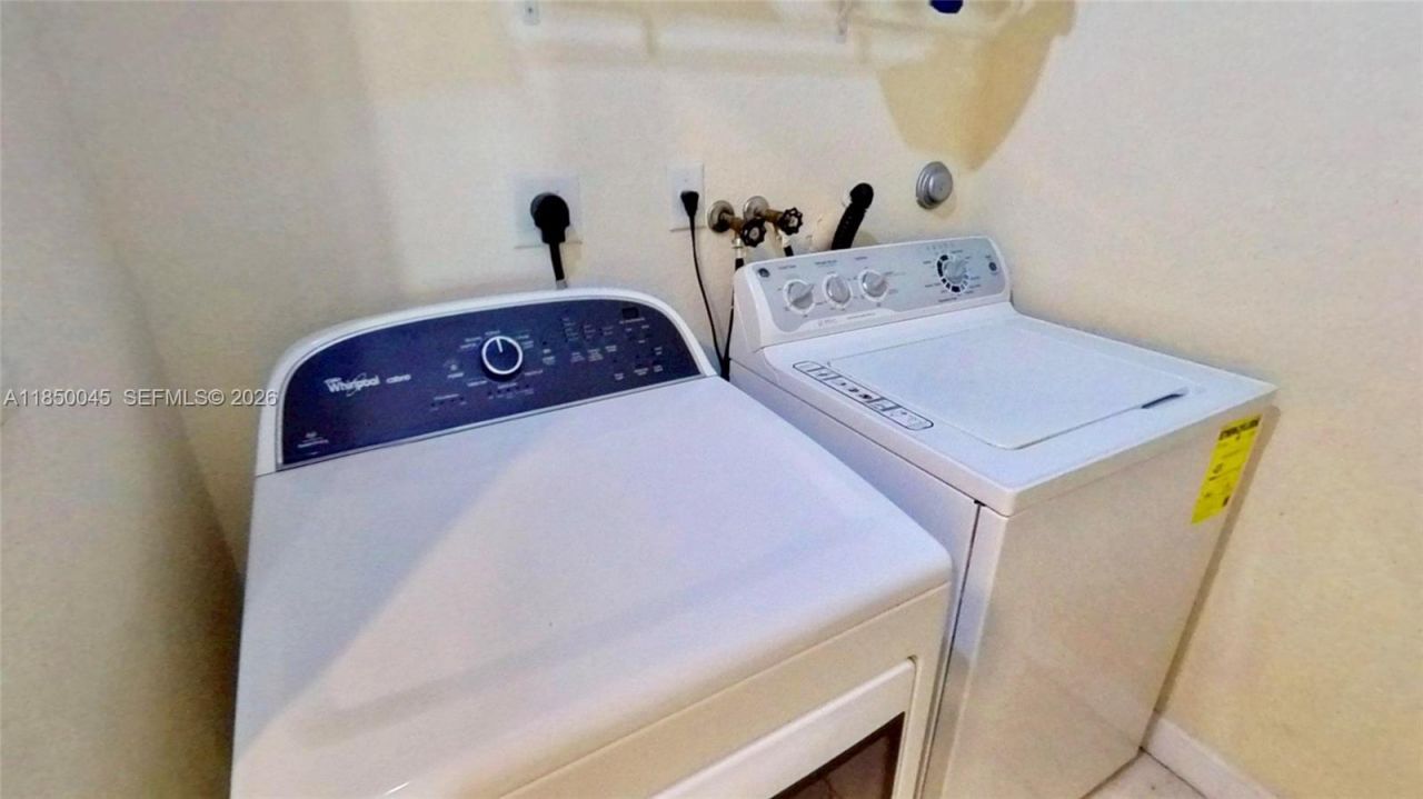 1420 SE 26th Ave, Homestead, FL 33035 Photo