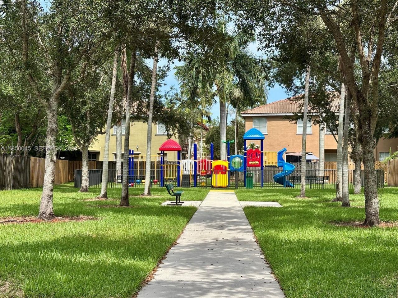 1420 SE 26th Ave, Homestead, FL 33035 Photo