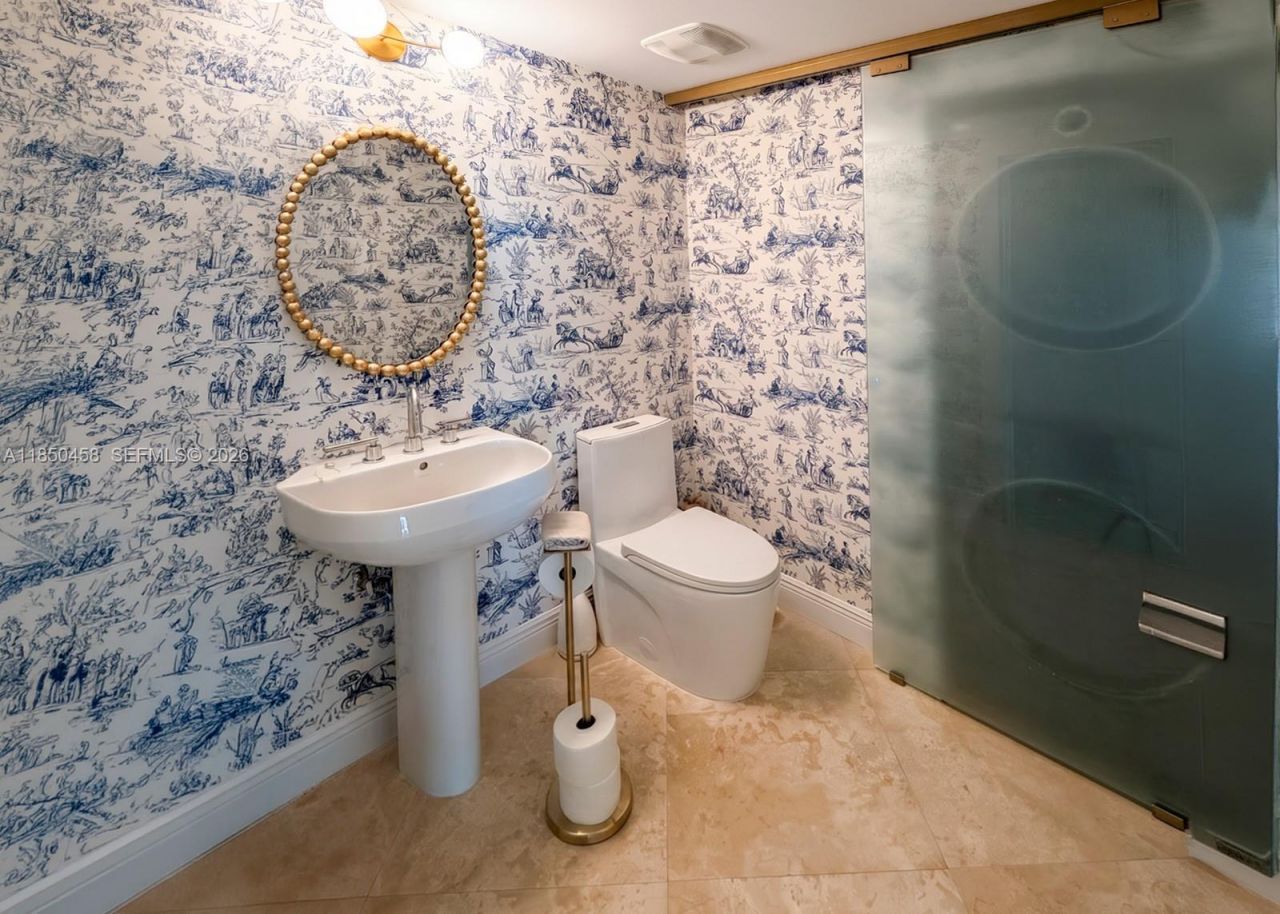 3131 NE 188th St, Unit 2-1103, Aventura, FL 33180 Photo