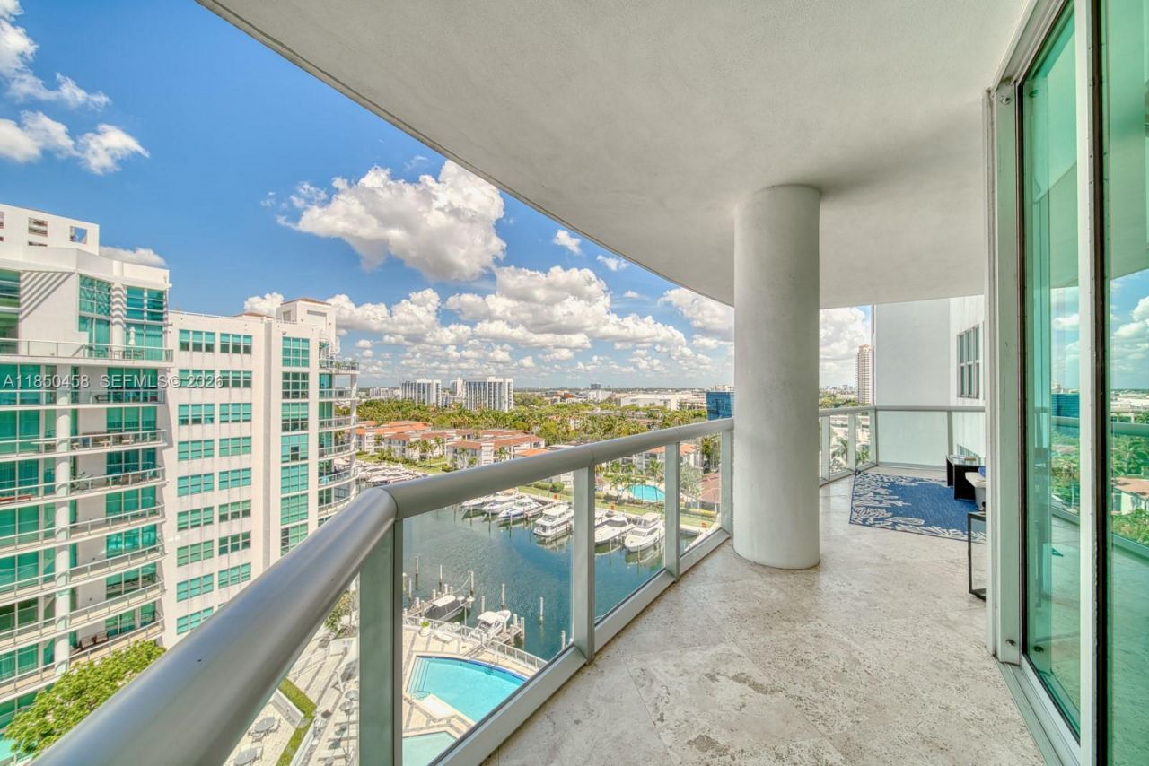 3131 NE 188th St, Unit 2-1103, Aventura, FL 33180 Photo