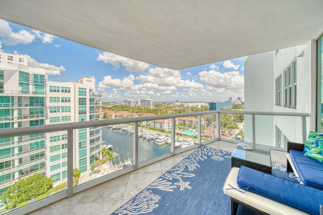 3131 NE 188th St, Unit 2-1103, Aventura, FL 33180 Photo