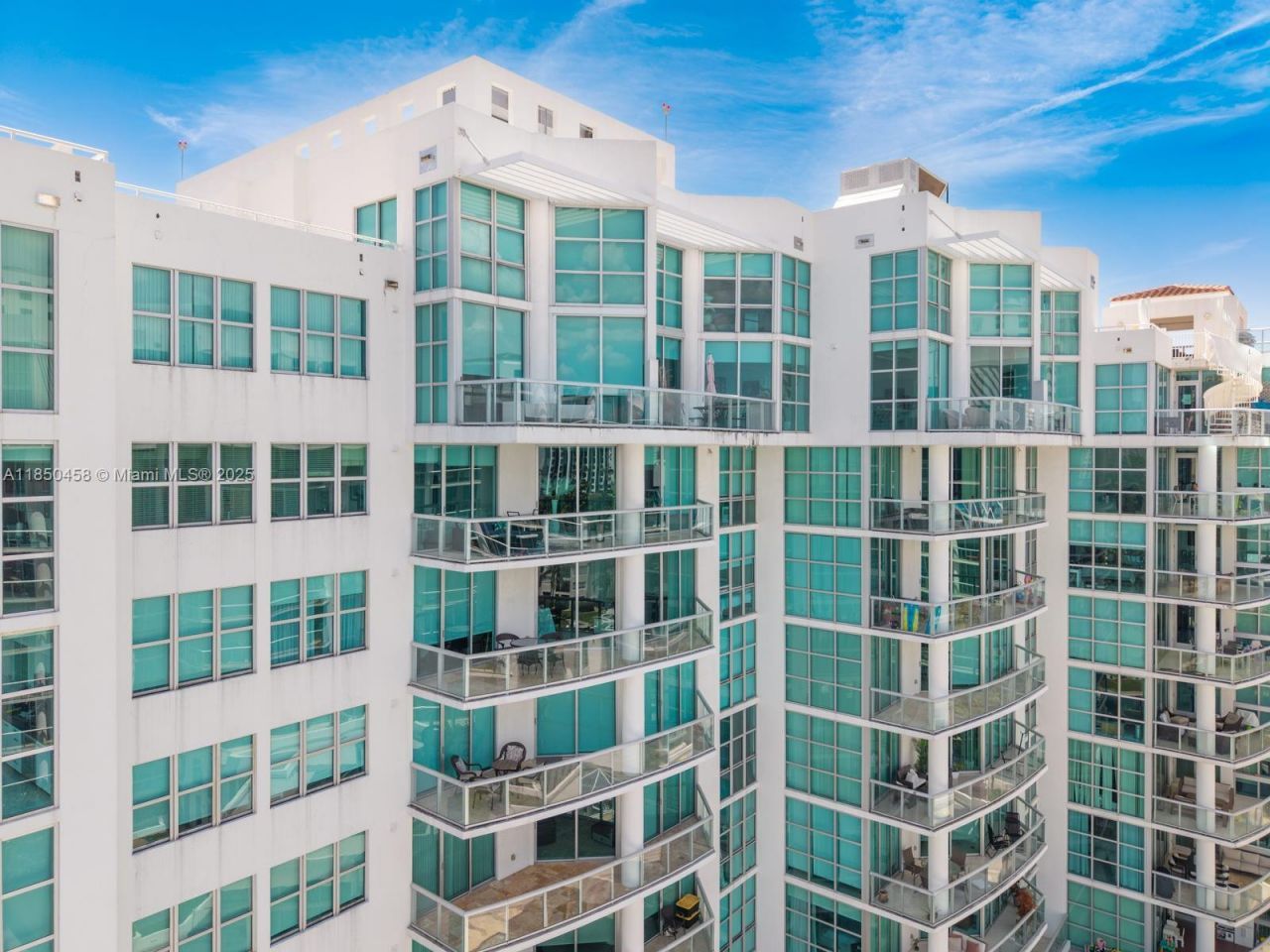 3131 NE 188th St, Unit 2-1103, Aventura, FL 33180 Photo