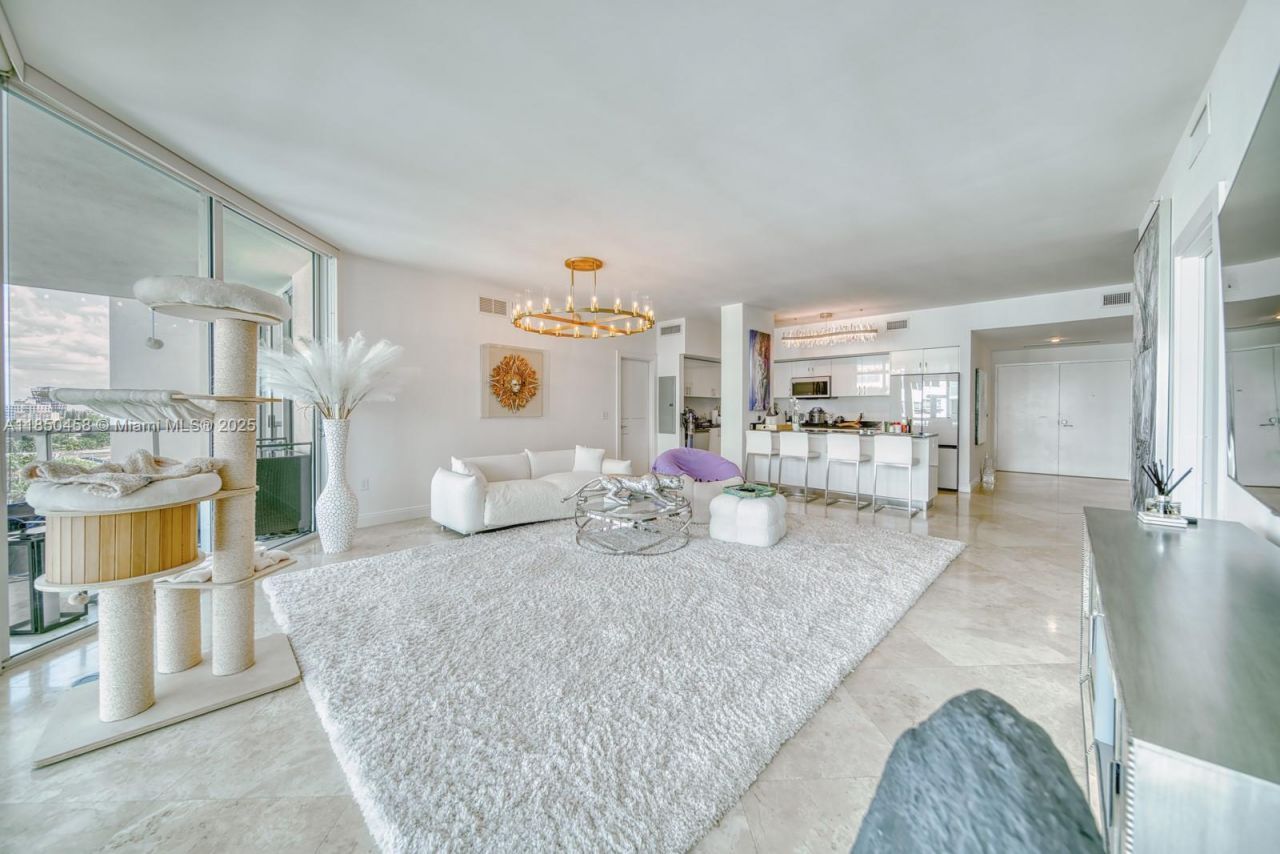 3131 NE 188th St, Unit 2-1103, Aventura, FL 33180 Photo