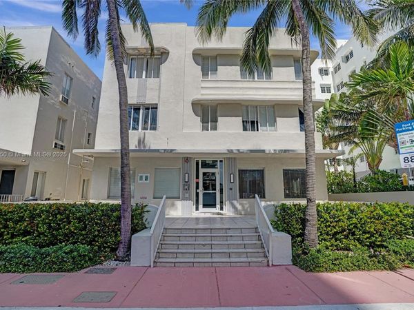 3710 Collins Ave, Unit N-100, Miami Beach, FL 33140