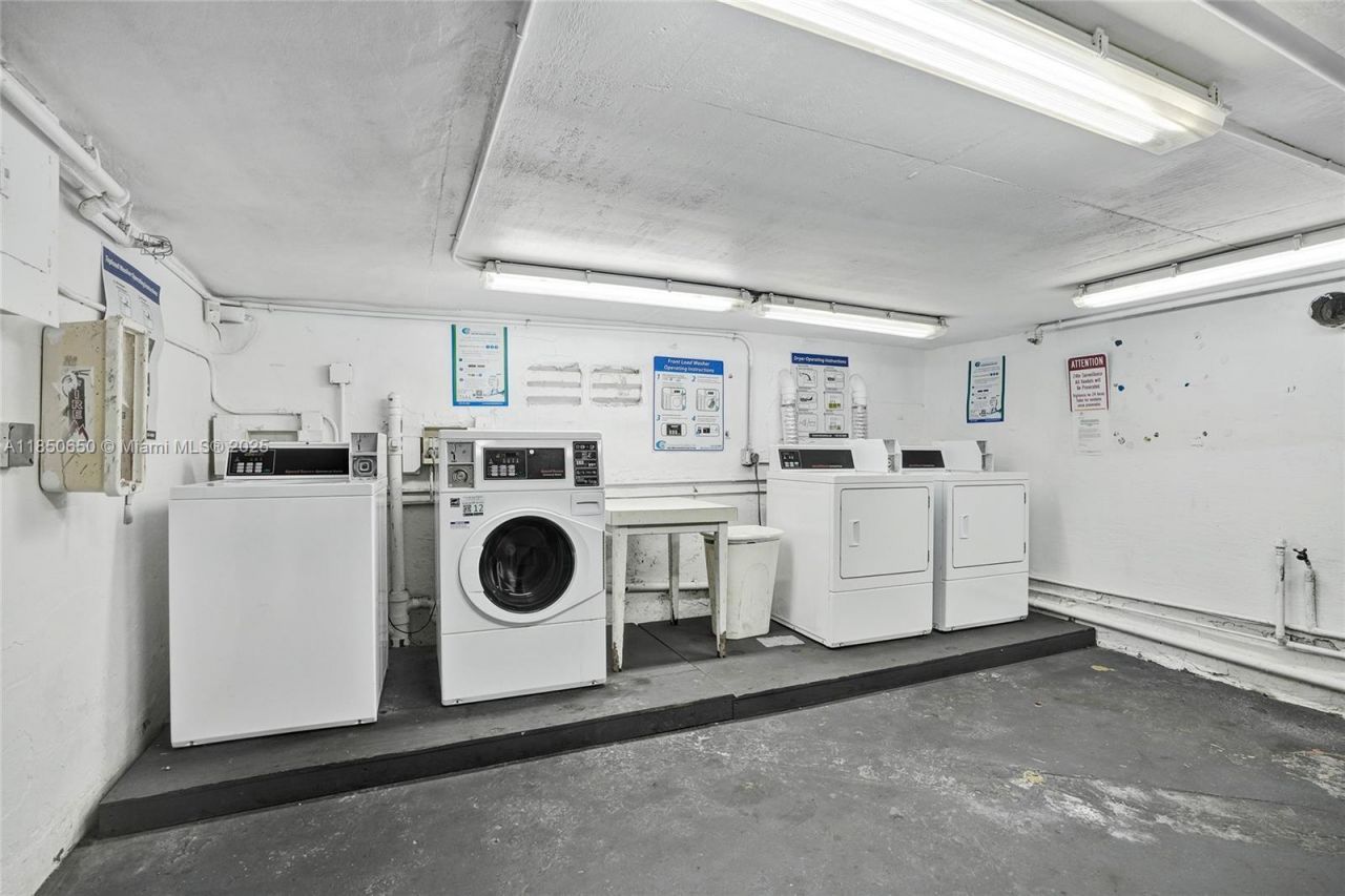 3710 Collins Ave, Unit N-100, Miami Beach, FL 33140 Photo