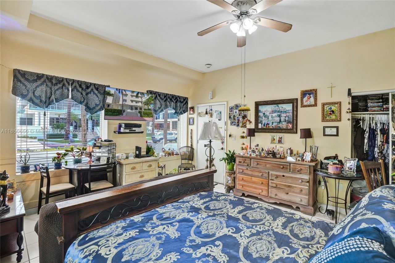 3710 Collins Ave, Unit N-100, Miami Beach, FL 33140 Photo