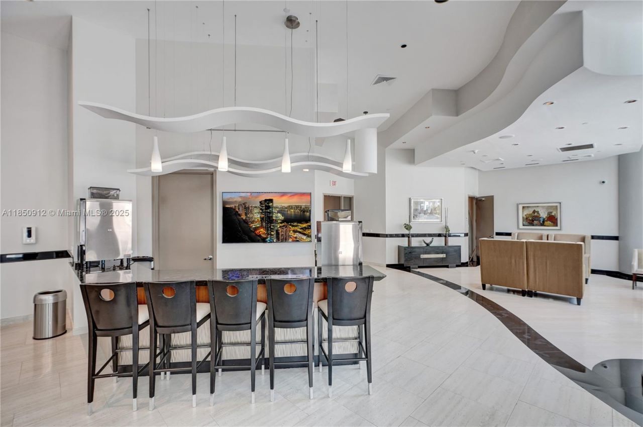 3101 S Ocean Dr, Unit 3506, Hollywood, FL 33019 Photo