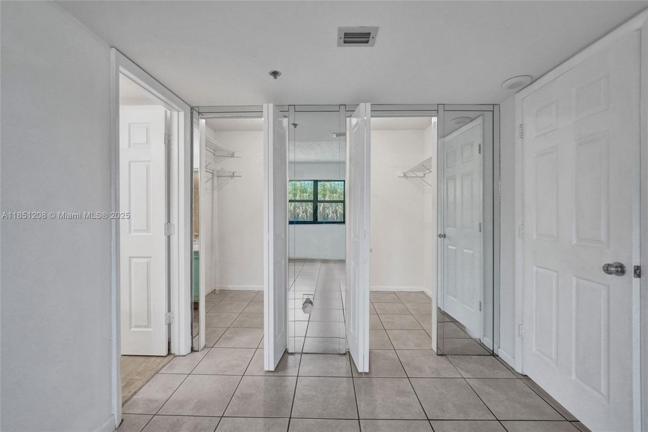 1201 S Ocean Dr, Unit 201N, Hollywood, FL 33019 Photo