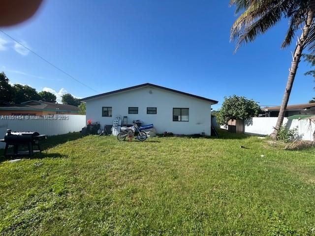 3066 NW 92nd St, Miami, FL 33147 Photo