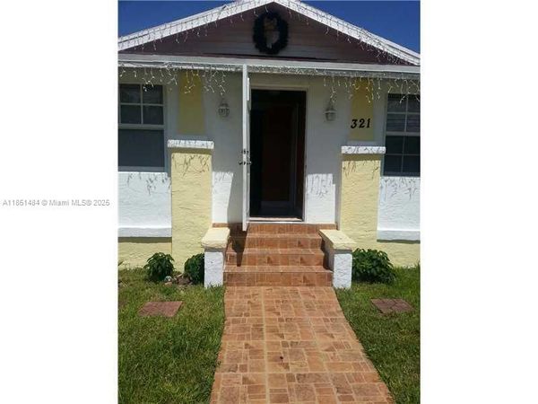 321 NW 13th Ave, Miami, FL 33125