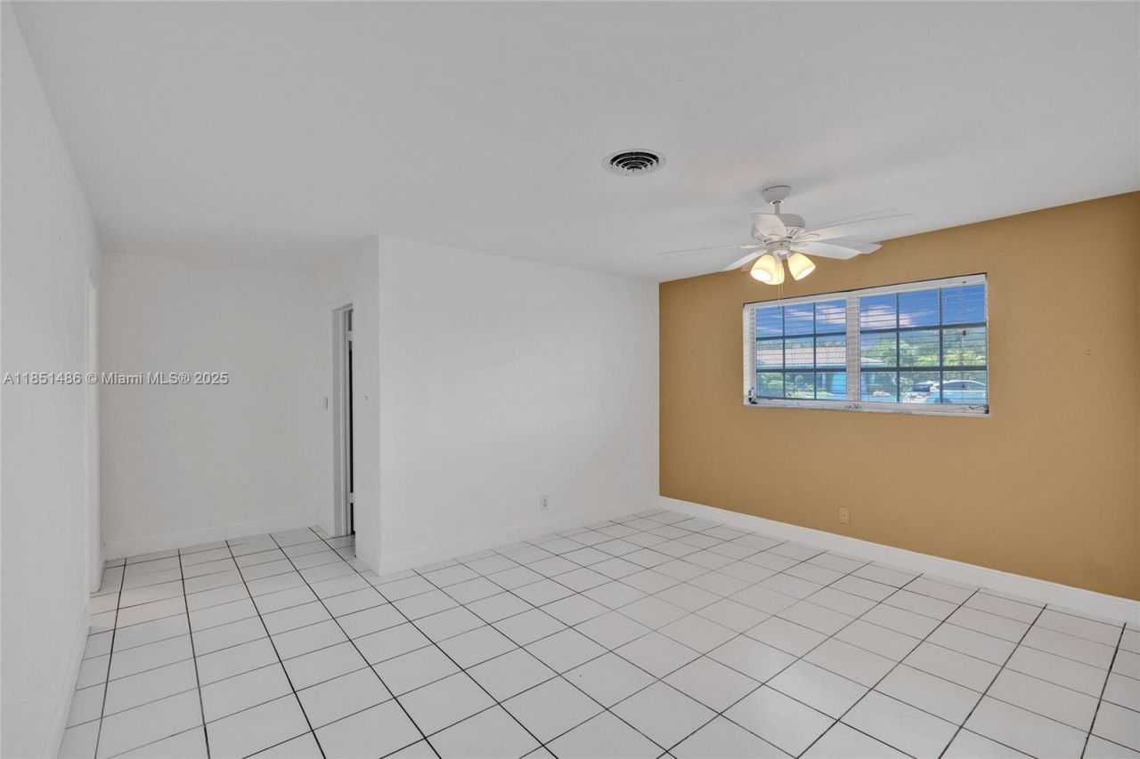 7200 E Tropical Way, Plantation, FL 33317 Photo