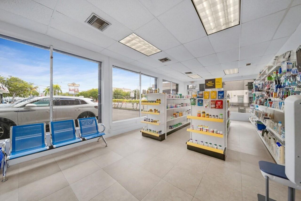 3401 SW 8th St, Miami, FL 33135 Photo