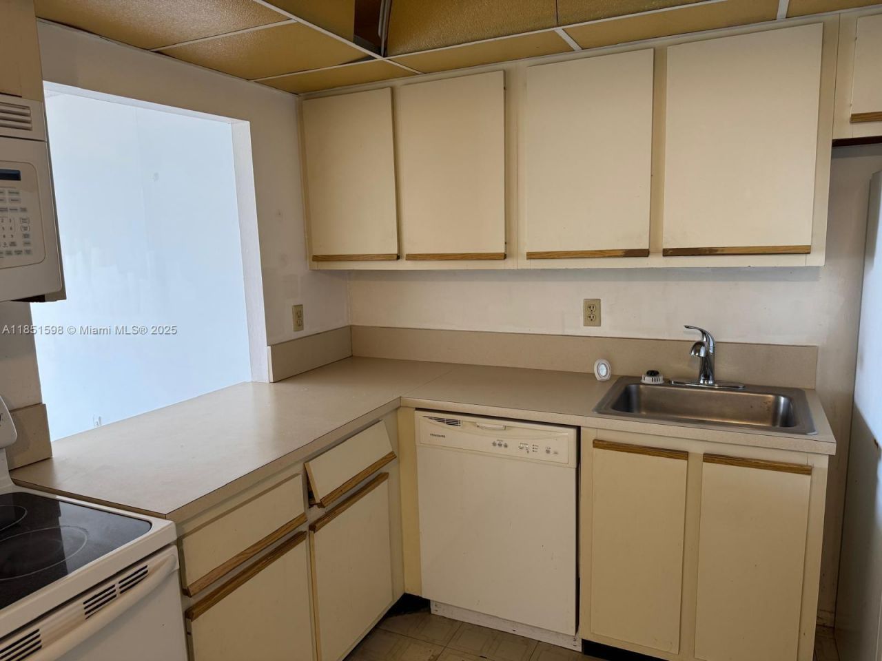 200 Leslie Dr, Unit 616, Hallandale Beach, FL 33009 Photo