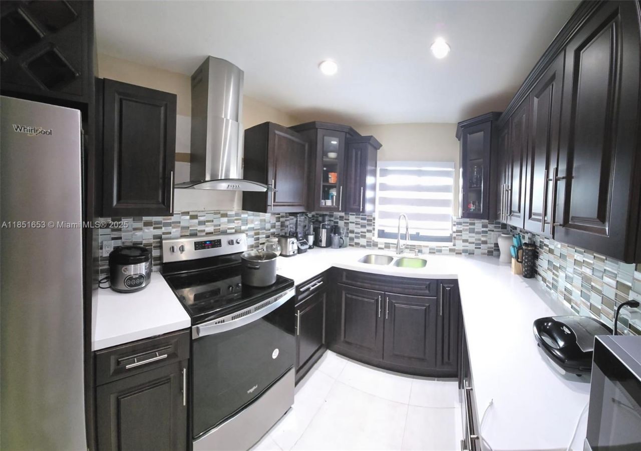 13958 SW 44th Lane Cir, Unit 614, Miami, FL 33175 Photo