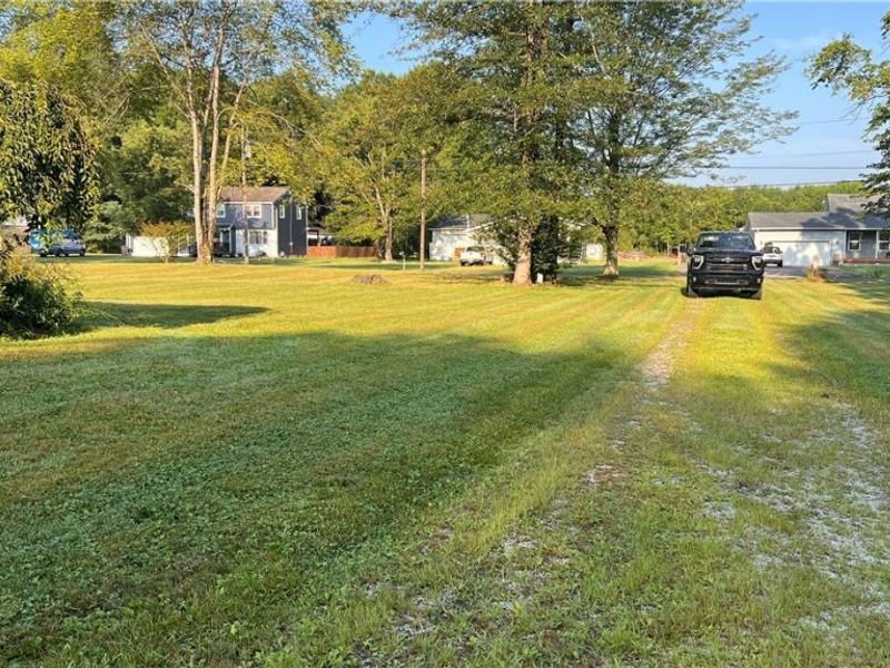 2693 Mahan Denman Road NW, Bristolville, OH 44402 Photo 10