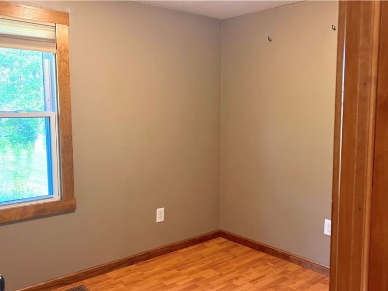 2693 Mahan Denman Road NW, Bristolville, OH 44402 Photo 18