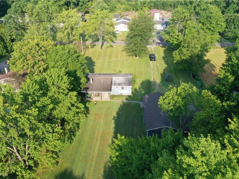 2693 Mahan Denman Road NW, Bristolville, OH 44402 Photo 32