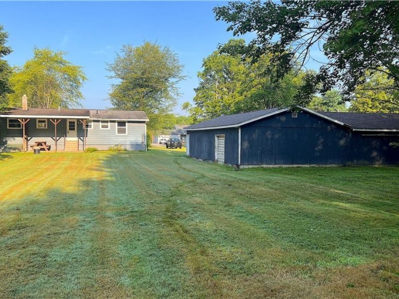 2693 Mahan Denman Road NW, Bristolville, OH 44402 Photo 6