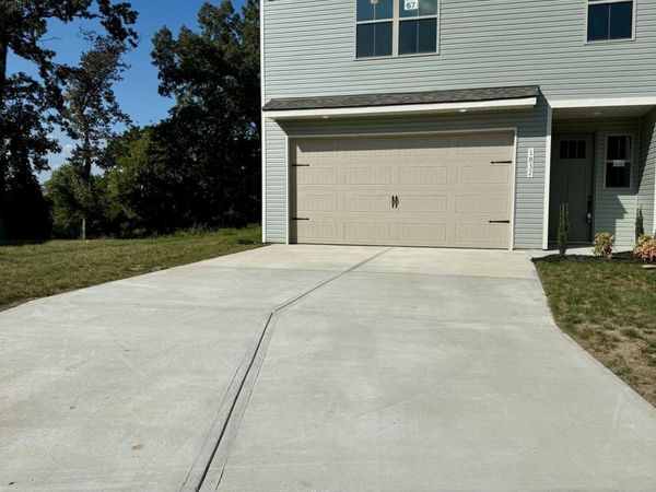 1832 Bennett Village Drive, Maryville, TN 37804