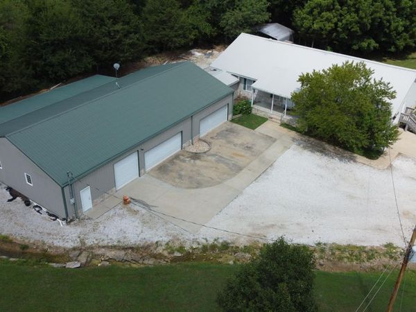 7222 N Farm Road 203, Strafford, MO 65757