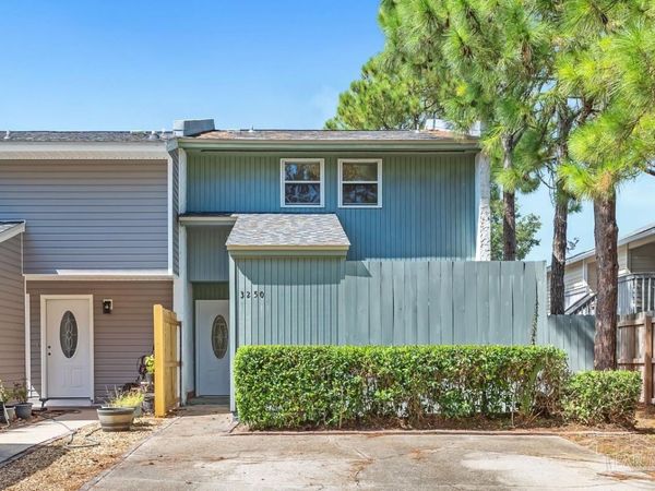 3250 Fernwood Dr, Gulf Breeze, FL 32563