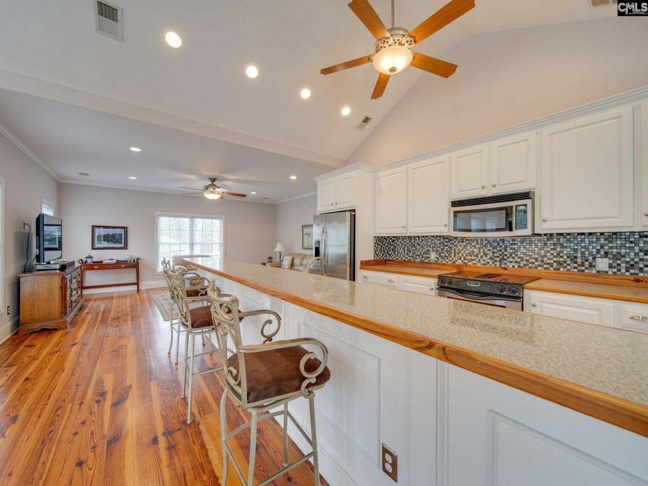 2002 Lystra Road Photo 12