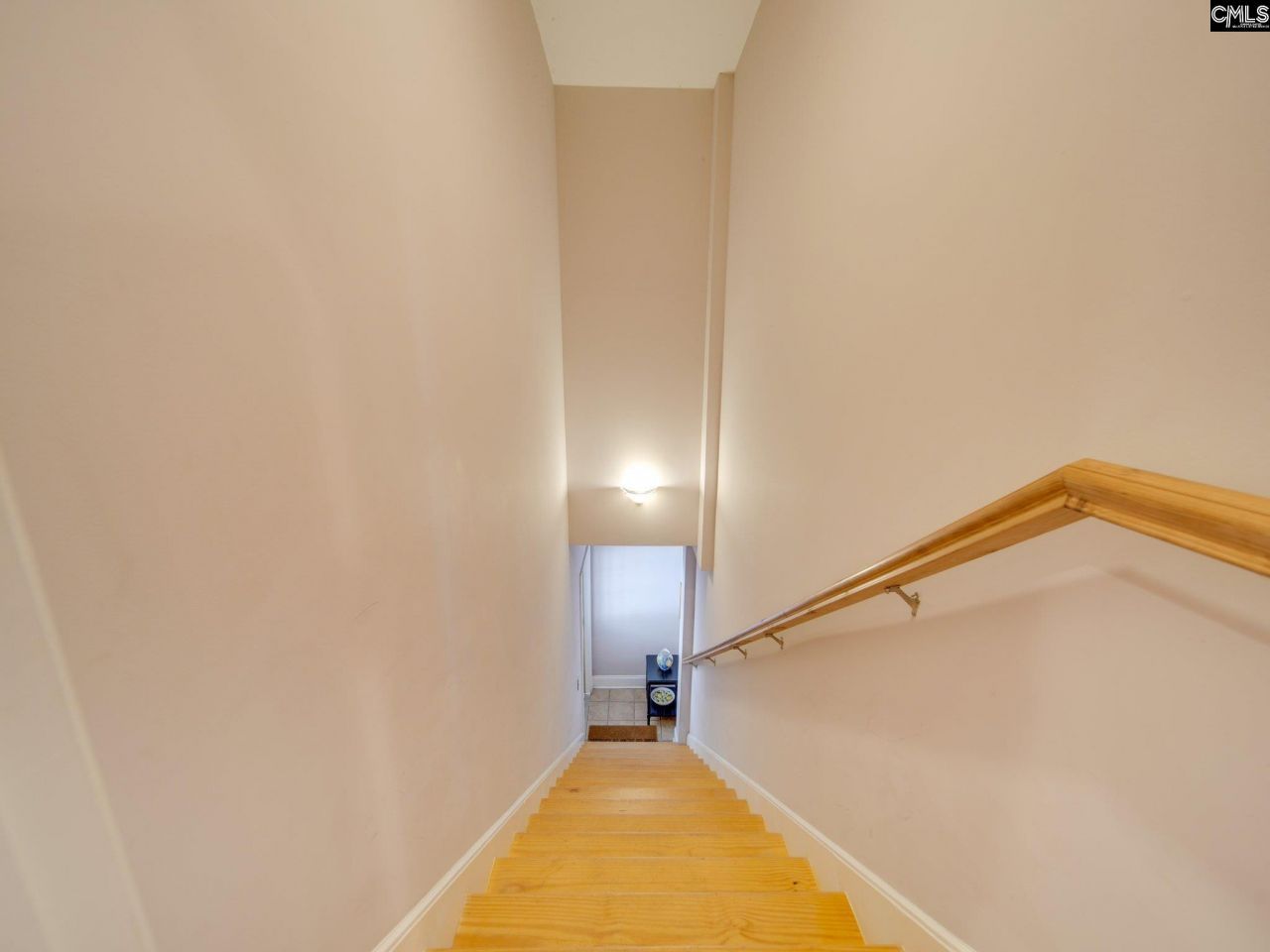 2002 Lystra Road Photo 35