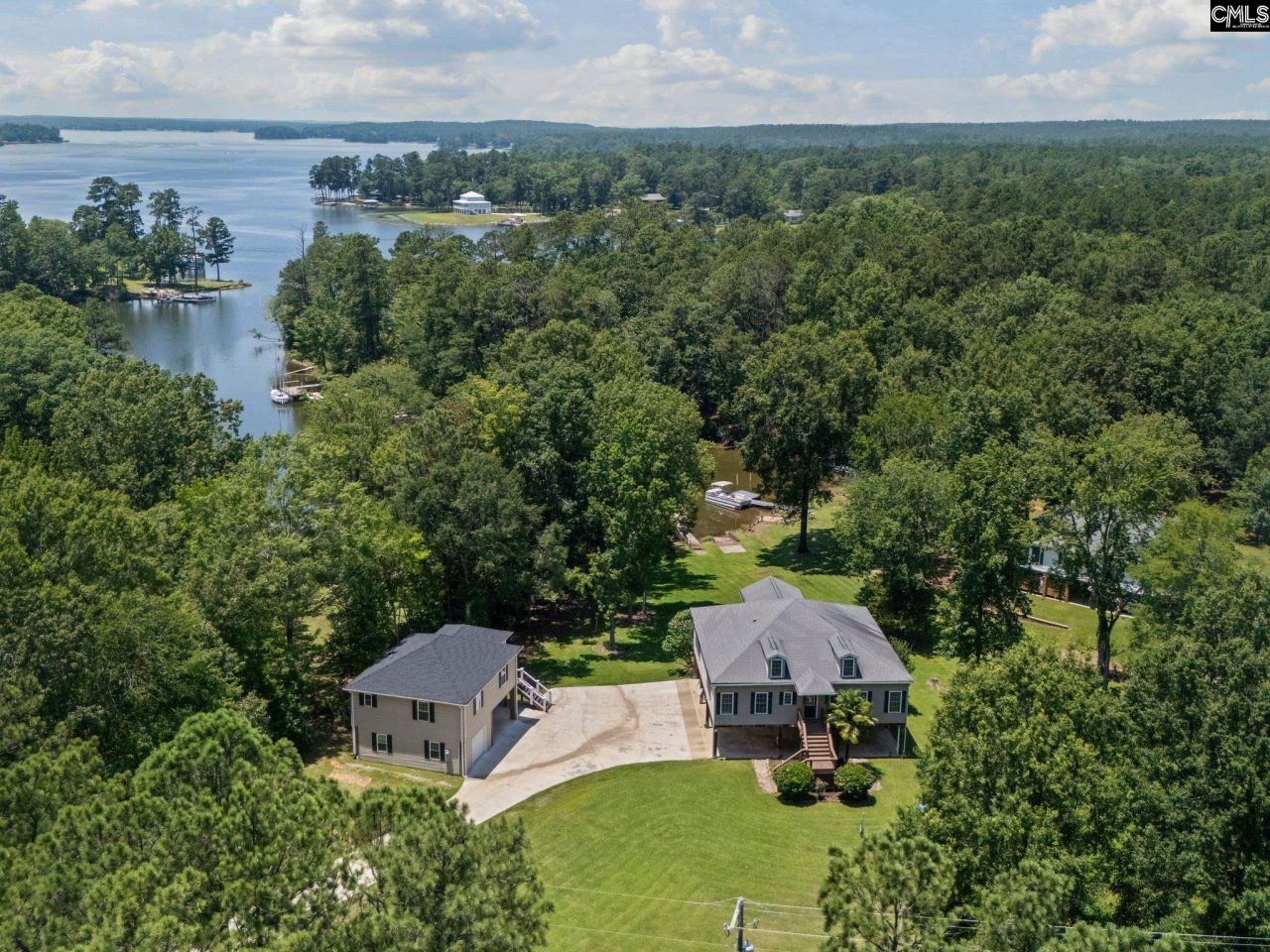 2002 Lystra Road Photo 4