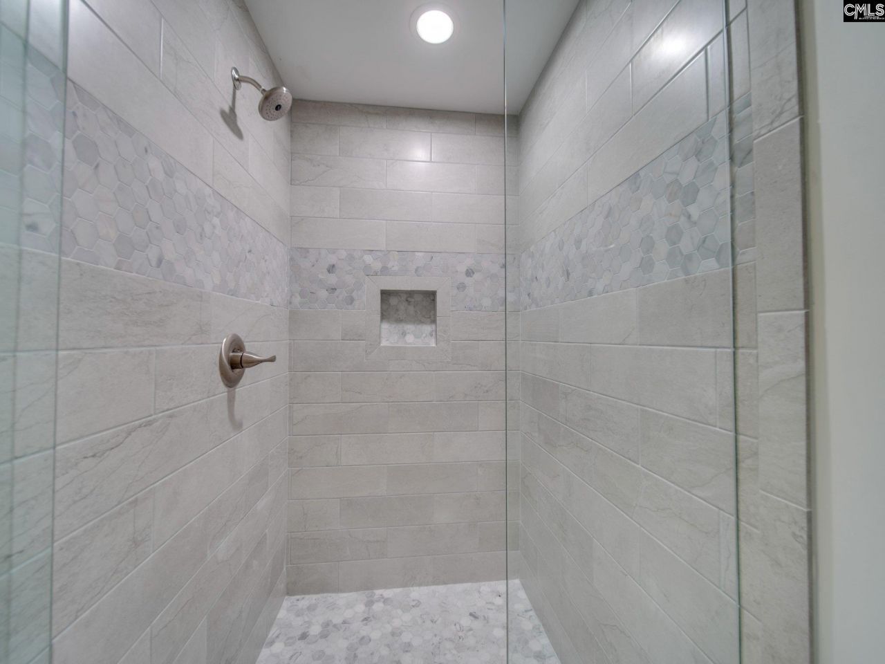 2002 Lystra Road Photo 42