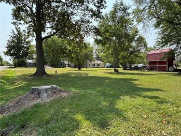 916 Sunset Beach Road, Waterport, NY 14571