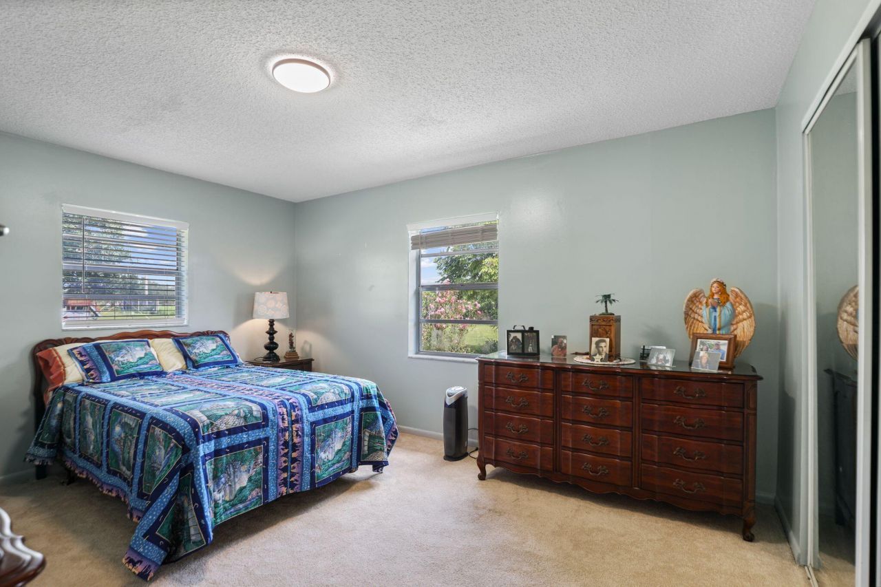 3324 S Jenkins Road, Fort Pierce, FL 34981 Photo