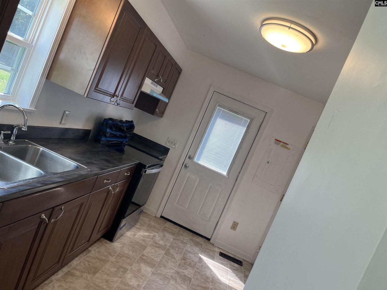 1863 Water Tank Road Photo 11