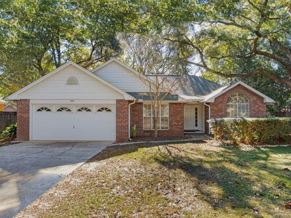 4591 Scarlet Drive, Crestview, FL 32539