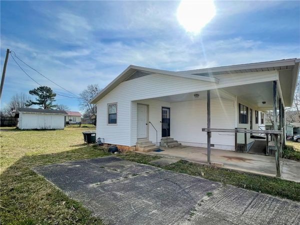 108 Cedar Heights, Huntsville, AR 72740