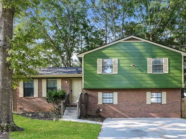 174 Slicky Rock Court, Riverdale, GA 30274