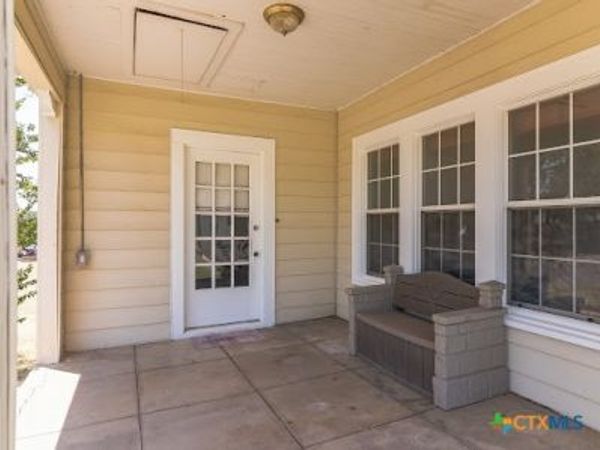 404 Fennimore Street, Gatesville, TX 76528