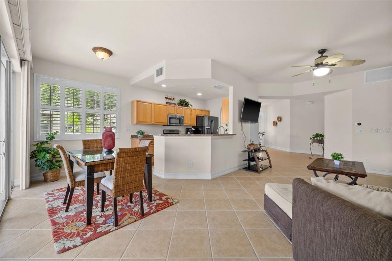 5626 Cape Harbour Drive, Unit 102, Cape Coral, FL 33914 Photo