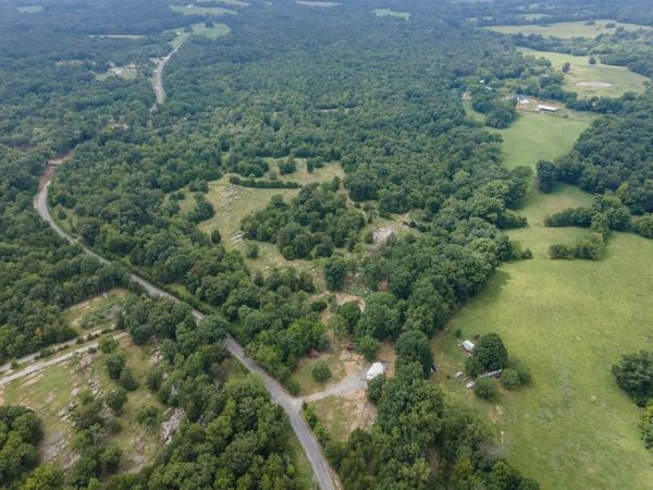 488 Lower Halls Mill Rd, Shelbyville, TN 37160