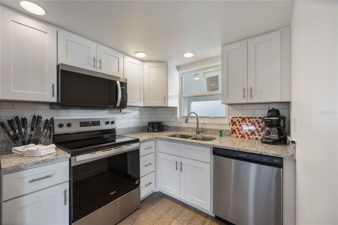 6150 Midnight Pass Road, Unit 10 A&, Sarasota, FL 34242 Photo